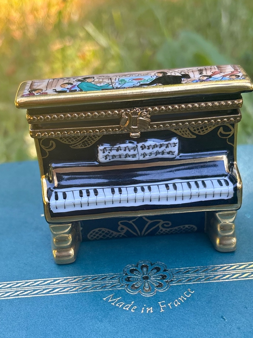 Upright Piano Symphany Orchestra Box | Limoges